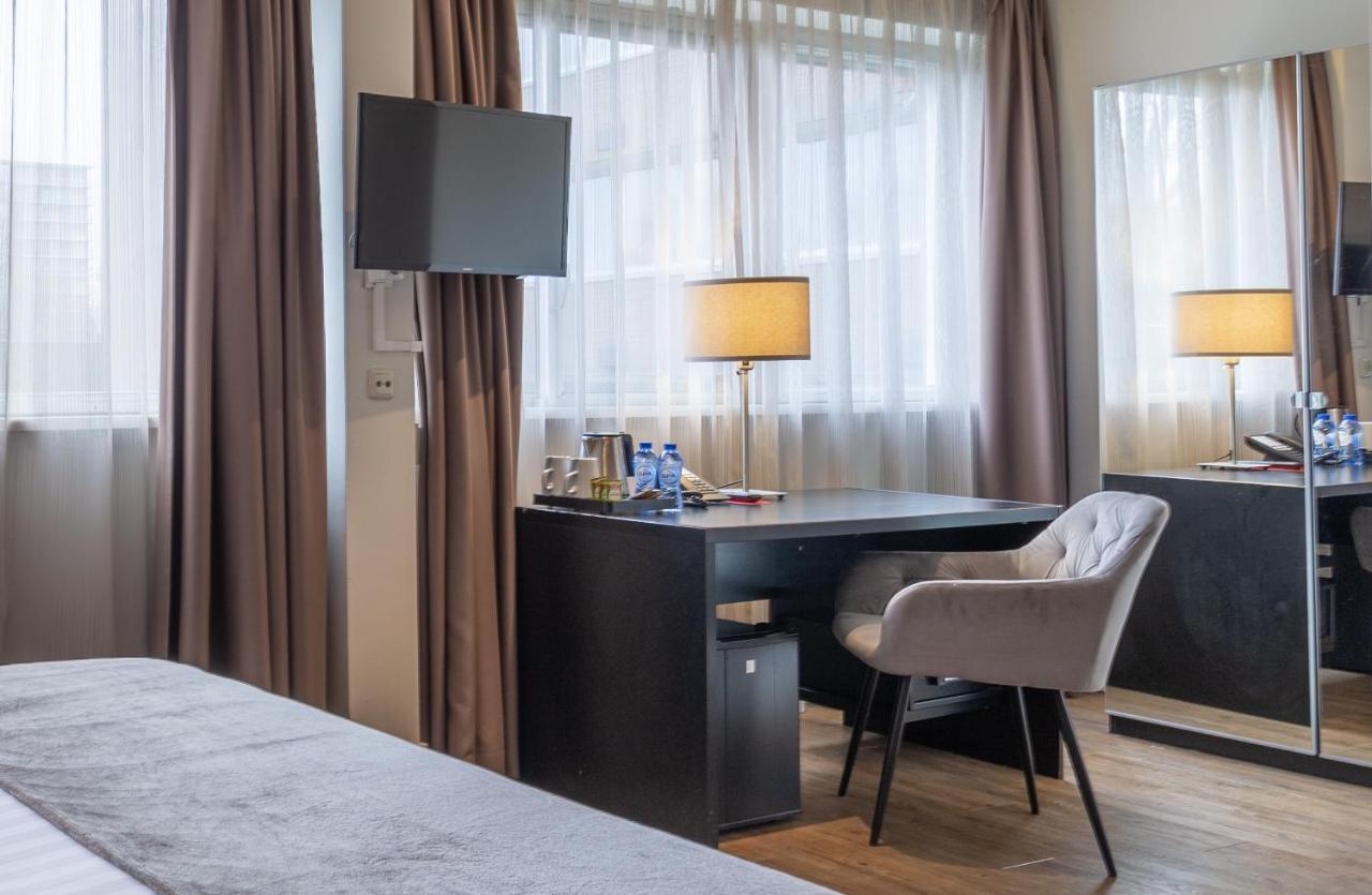 New West Inn Amsterdam Esterno foto