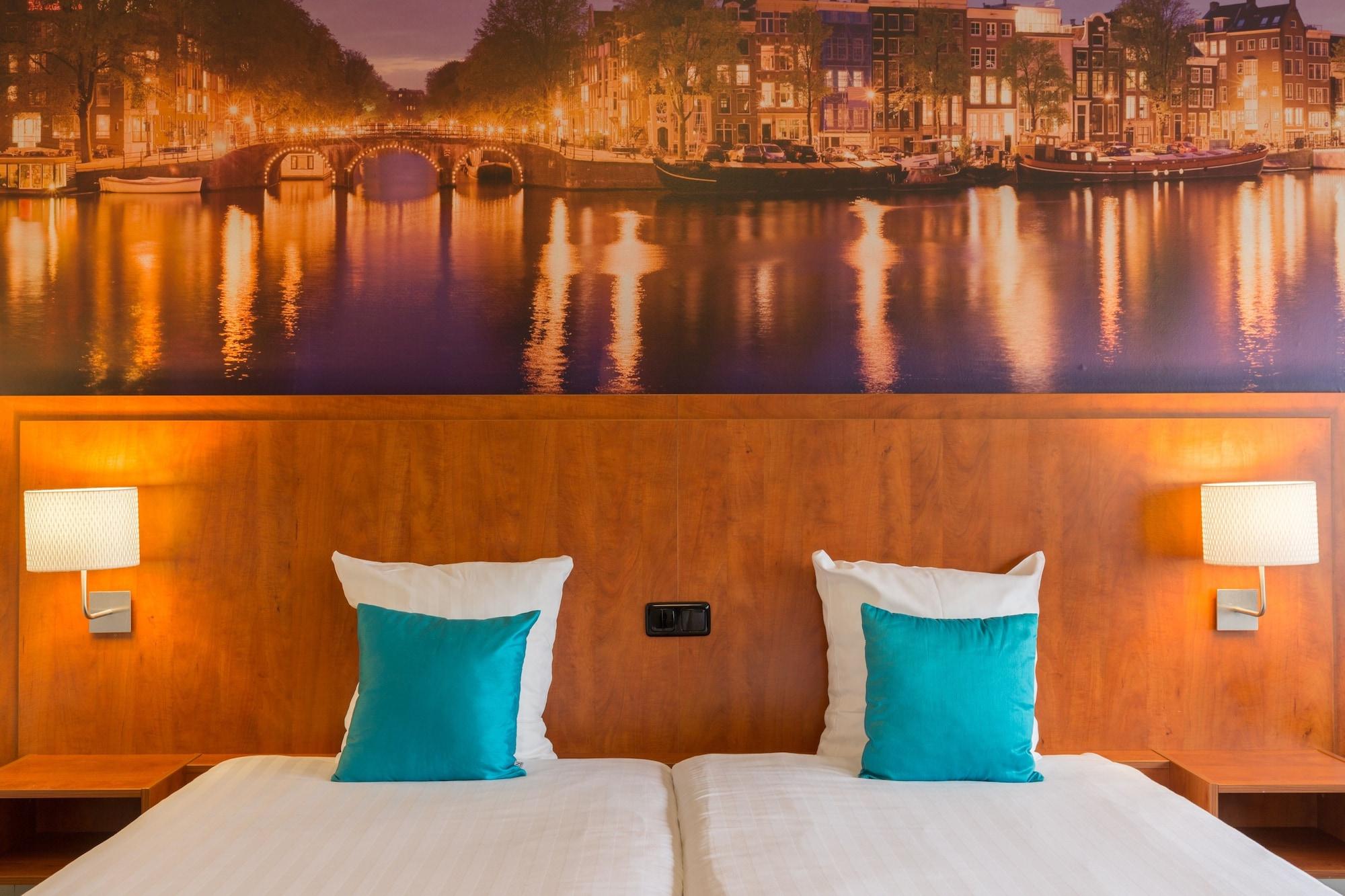 New West Inn Amsterdam Esterno foto