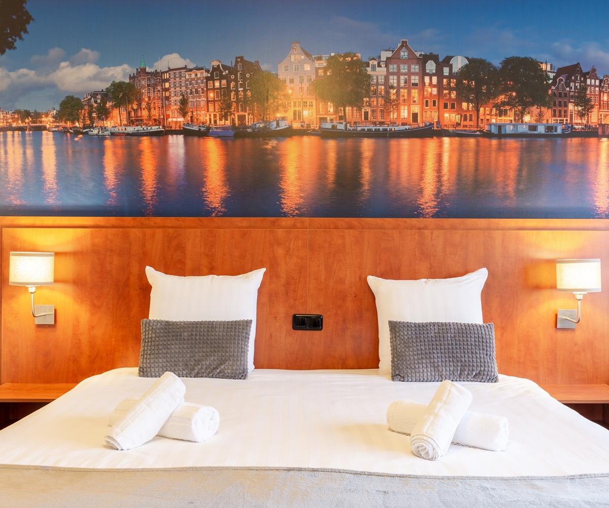 New West Inn Amsterdam Esterno foto